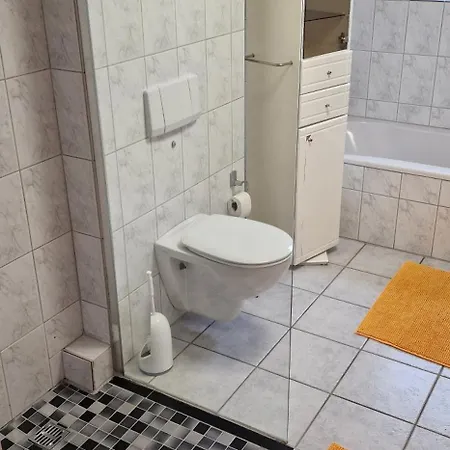 Stadtrand Haushaelfte בית נופש שורטנס